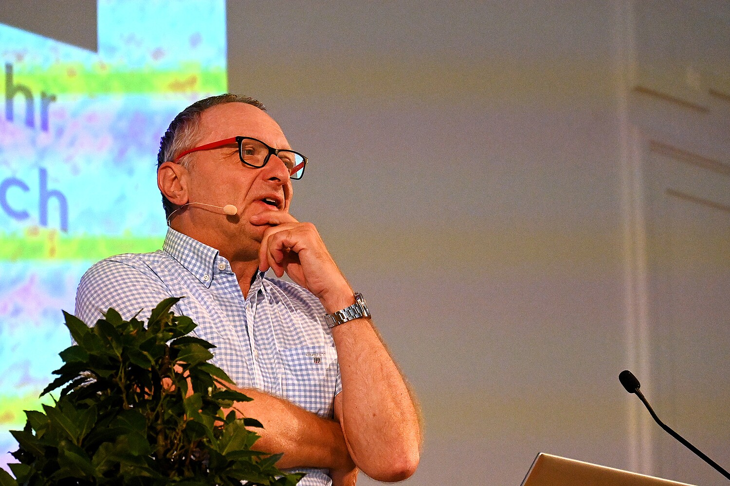 Astrophysiker bei seinem Vortrag am 7. August 2026 bei den Salzburger Hochschulwochen