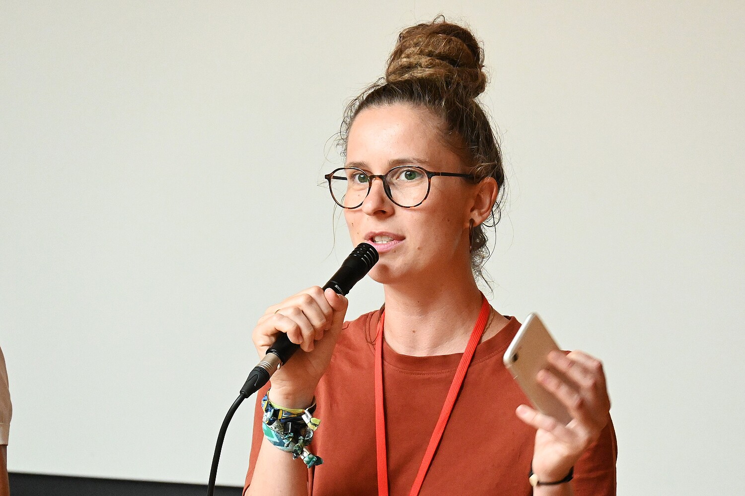 Podiumsgespräch 'Identität: Bedürfnis und Konfliktherd' am 5. August 2026 bei den SHW