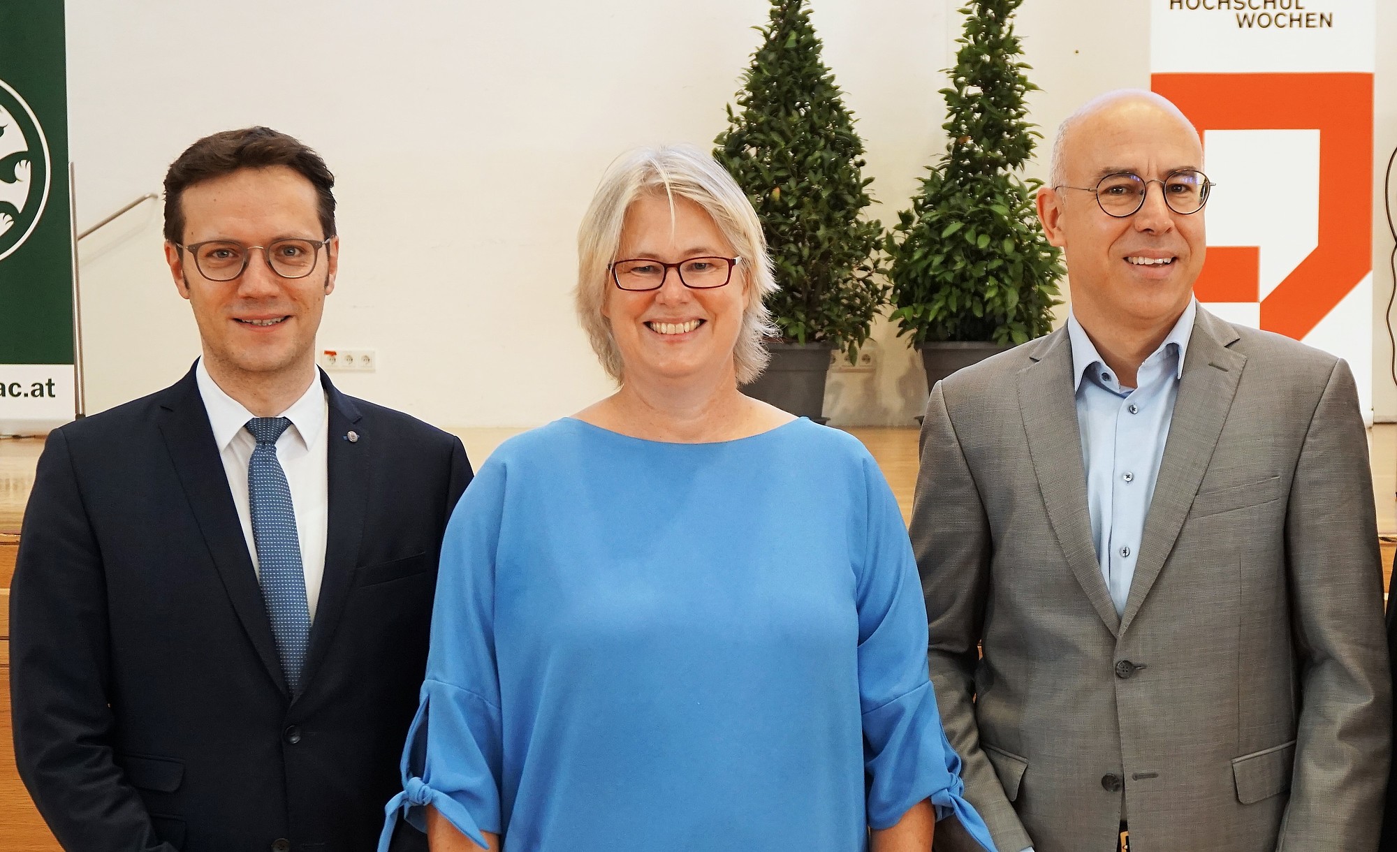 Salzburger Hochschulwochen 2022 - v.l.: Prof. Martin Dürnberger (Obmann), Prof. Eva Jonas (Sozialpsychologin Uni Salzburg), Prof. Gabriel Felbermayr (Wirtschaftswissenschaftler)