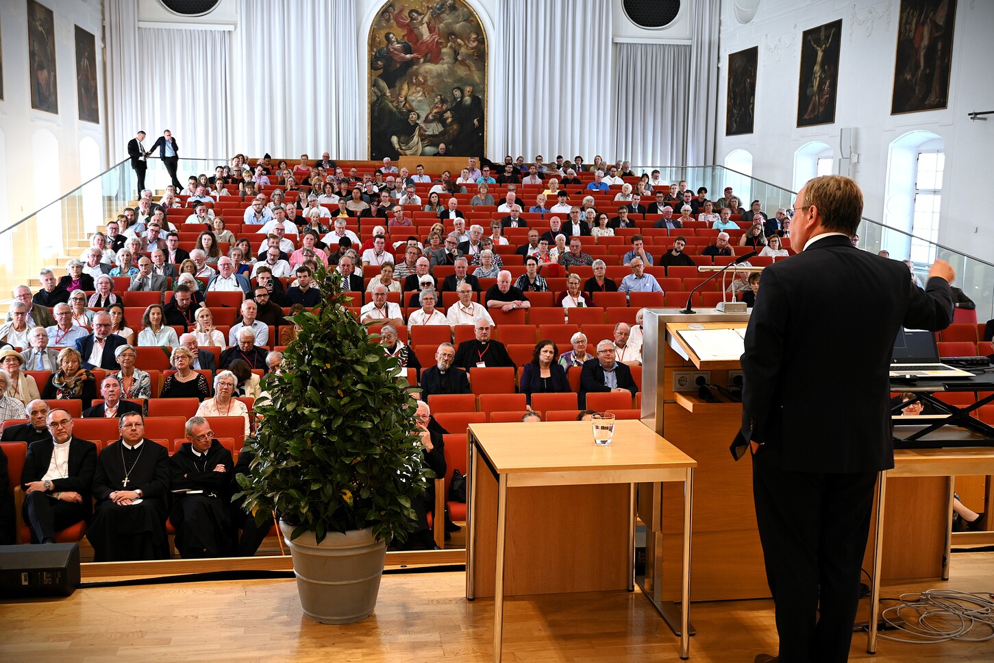 Blick in die Große Aula der Universität Salzburg