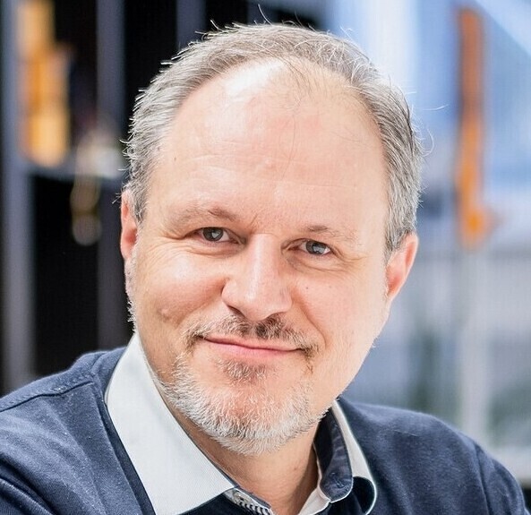 Dr. Alexander Meschtscherjakov