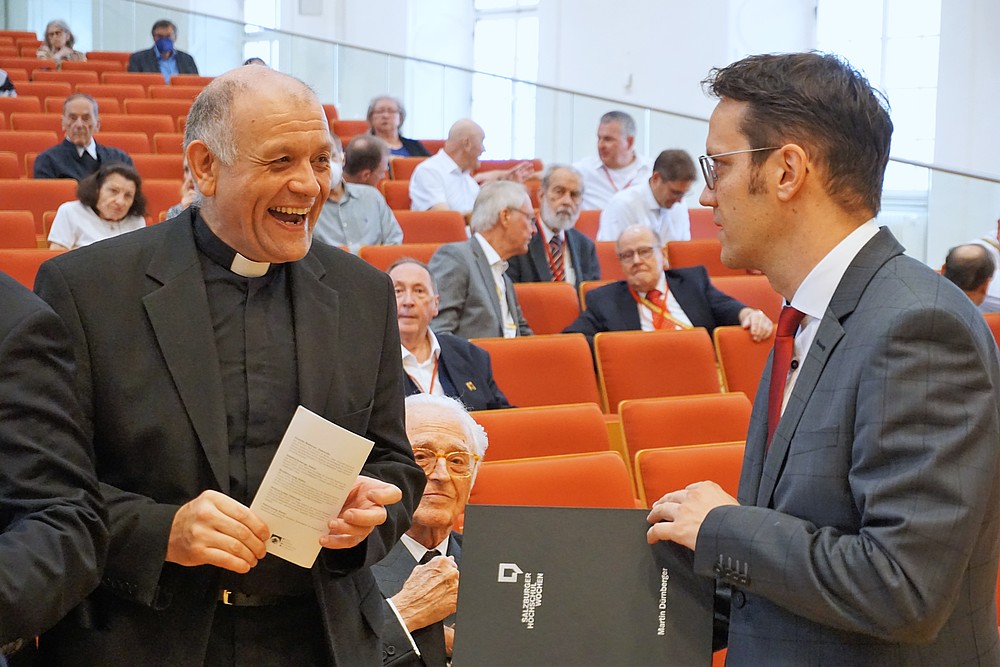 P. Friedrich Bechina und Obmann Martin Dürnberger